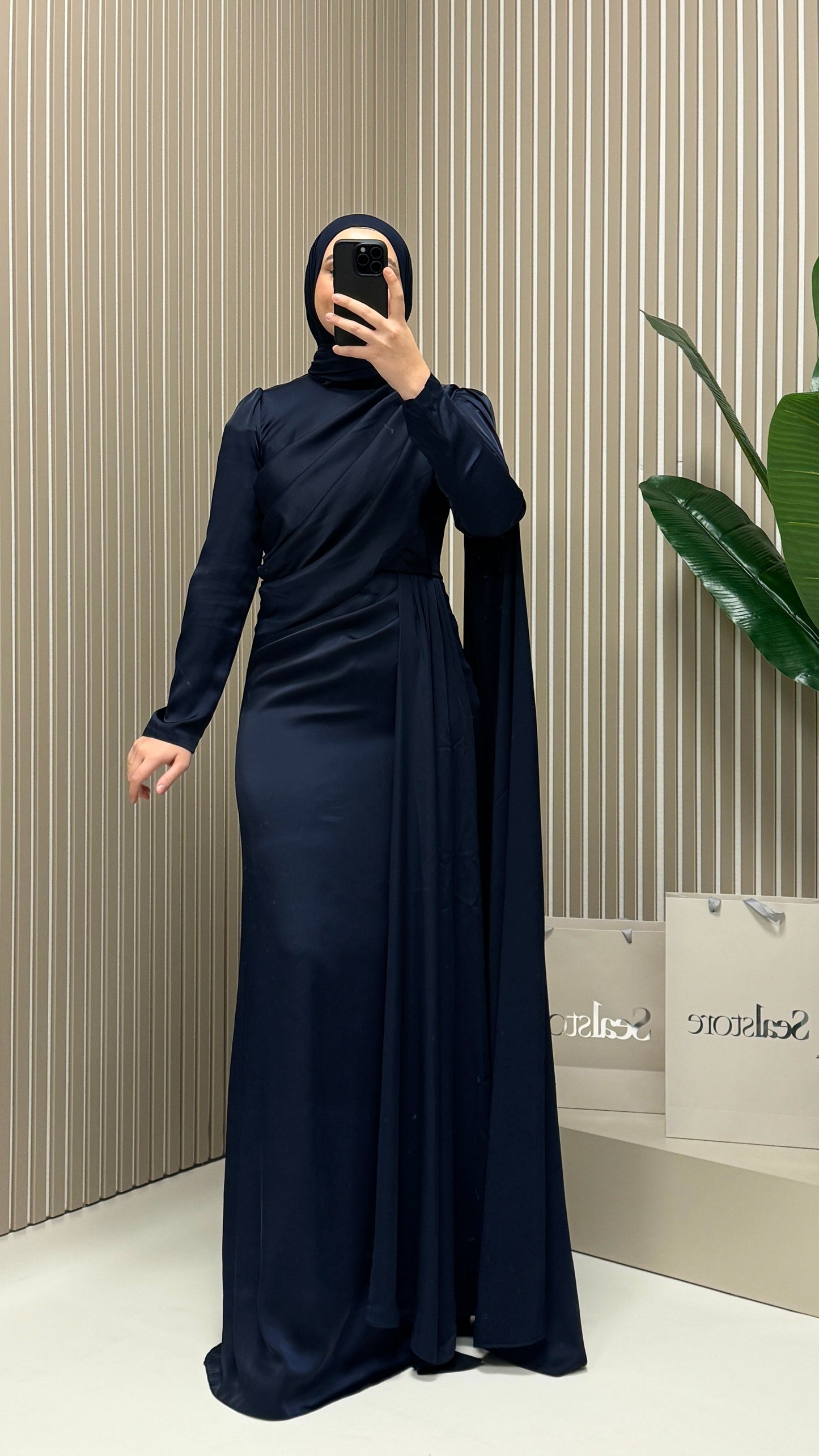 Satin Abendkleid 5465 Marineblau