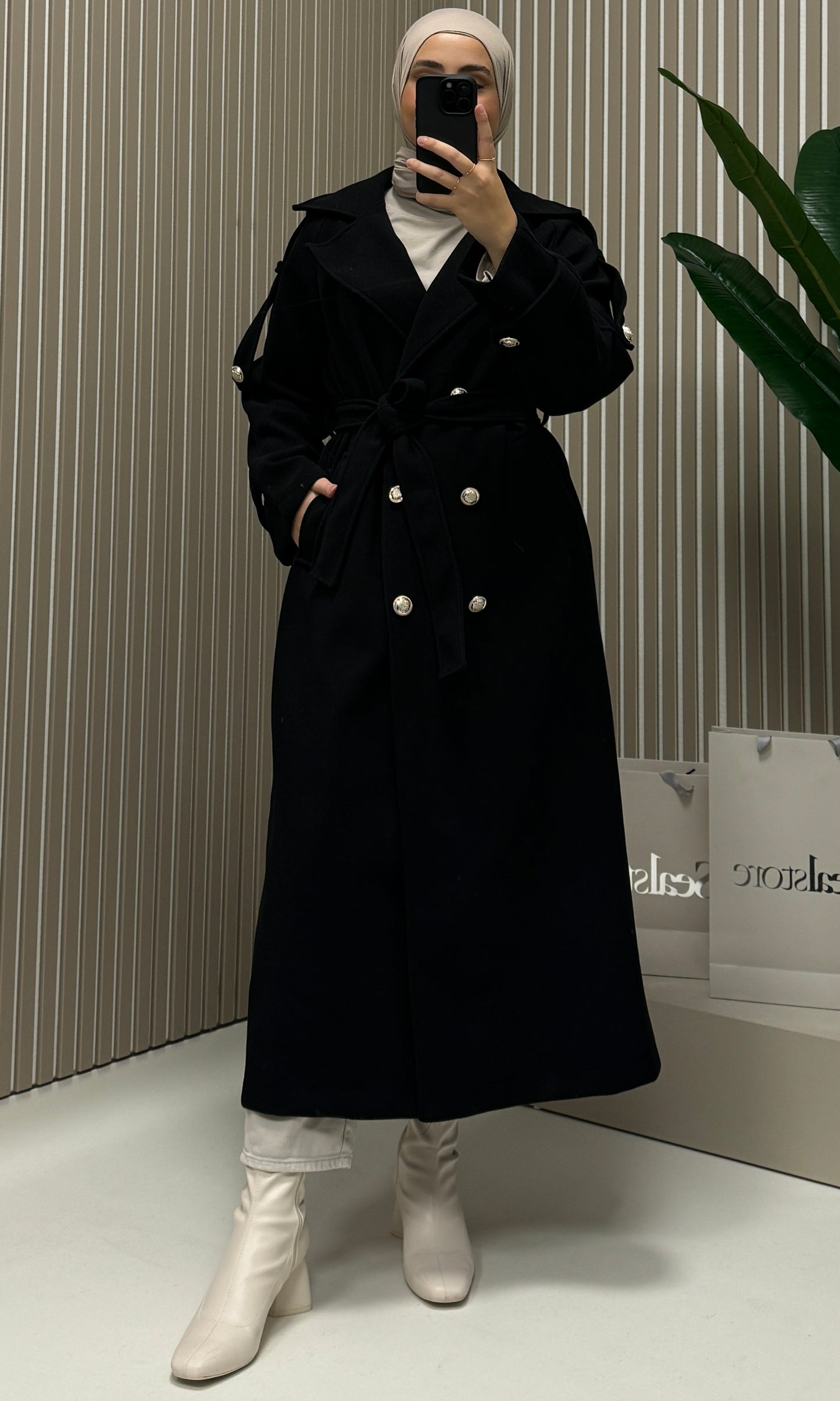 Mantel mit goldenen Knöpfen 5588 schwarz