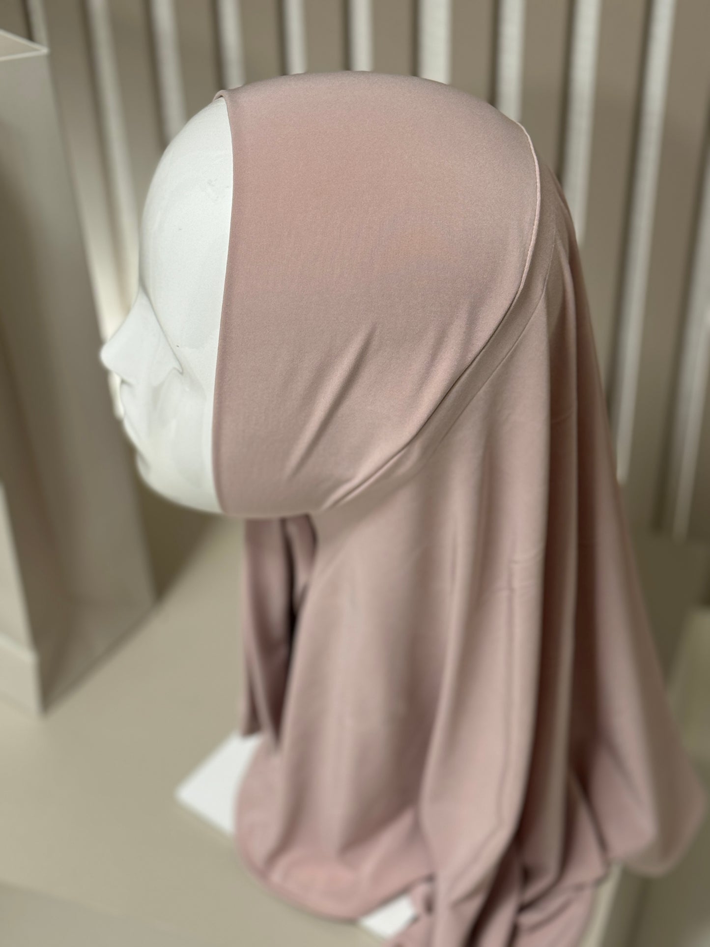 Fertigkopftuch Liquid Jersey mit Knöpfen Puder