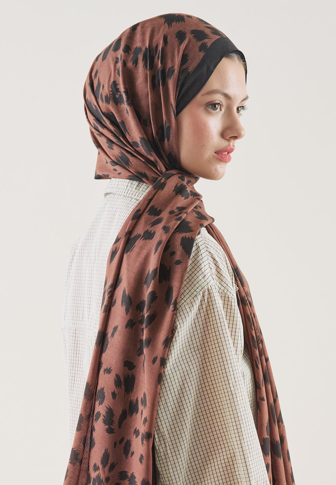 FreshScarfs Rami Hijab Cheetah Desen Kahve