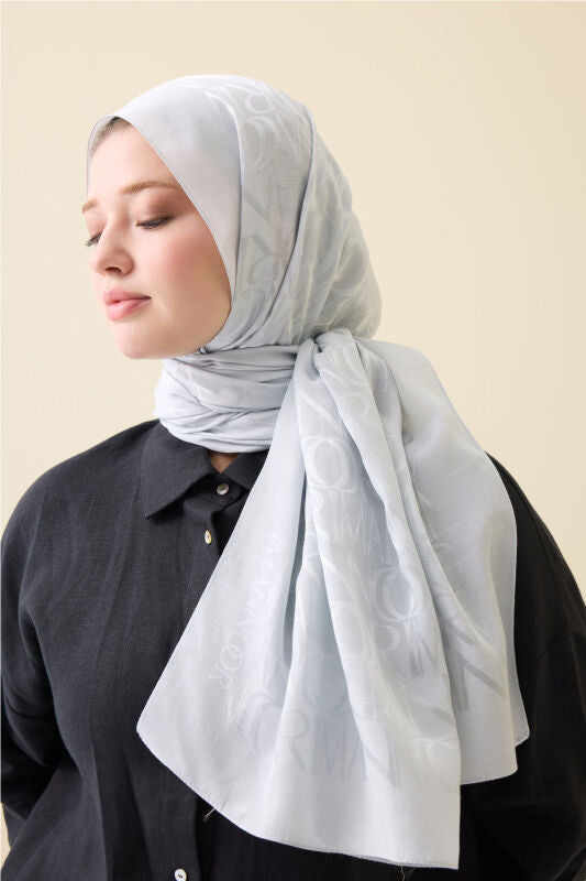 IMANNOOR Monogram Shiny Jakar Schal