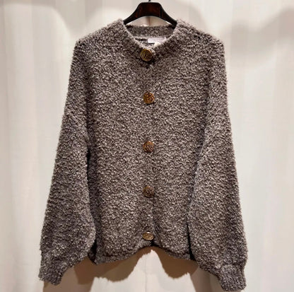 Teddy Strickjacke mit goldenen Knöpfen