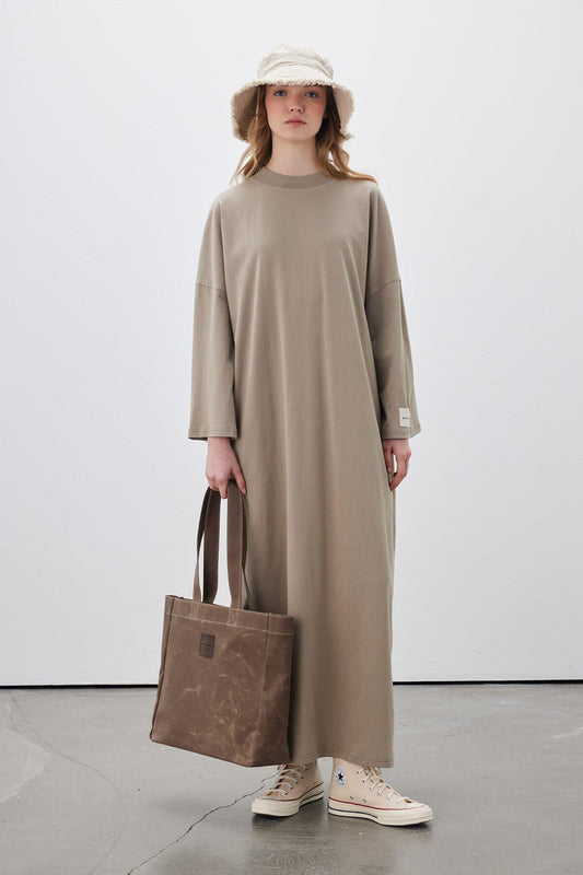 Manuka langes Basic Kleid Taupe