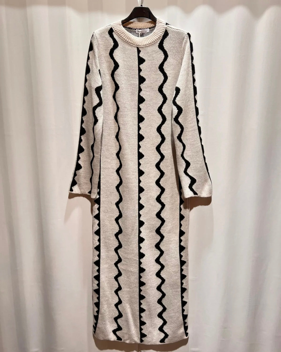 Gemustertes Strickkleid