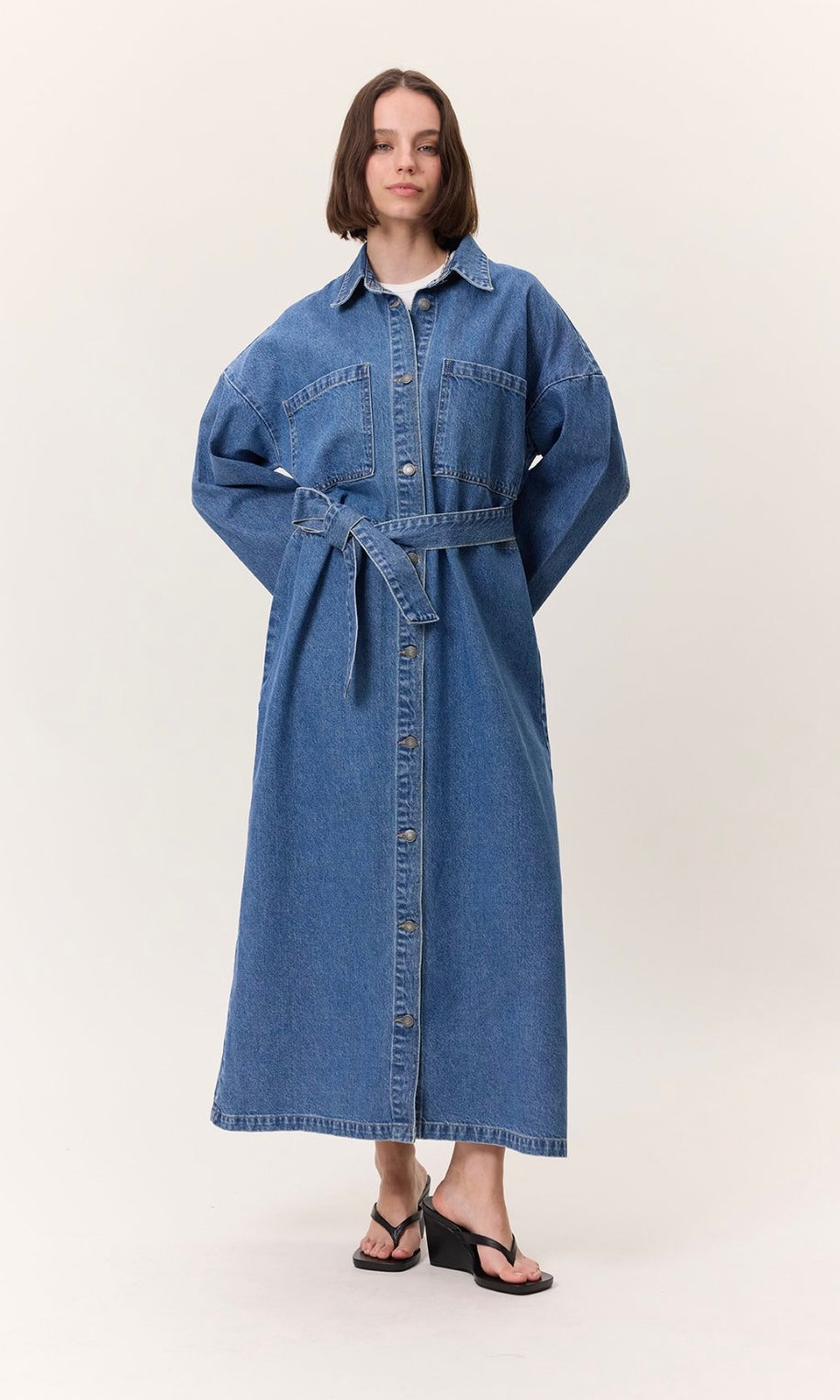 Manuka Denim Kleid mit Knöpfen 0001
