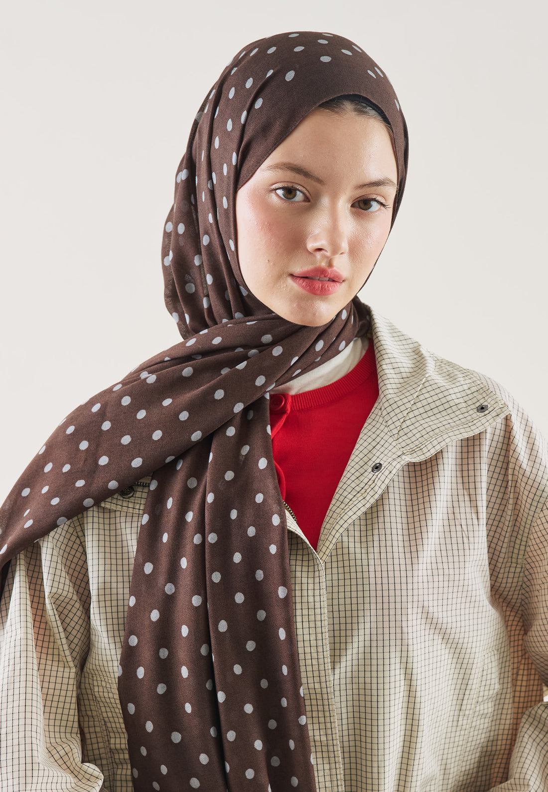 FreshScarfs Rami Hijab Small Polka Dots Aci Kahve