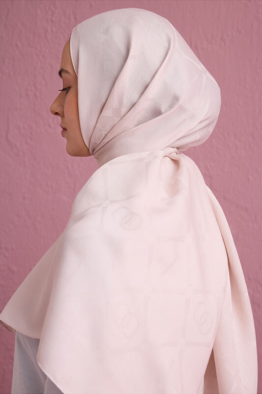 IMANNOOR Iman Baklava Ramy Jakar Schal