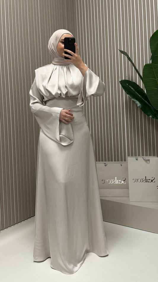 Satin Abendkleid mit weiten Ärmeln Beige