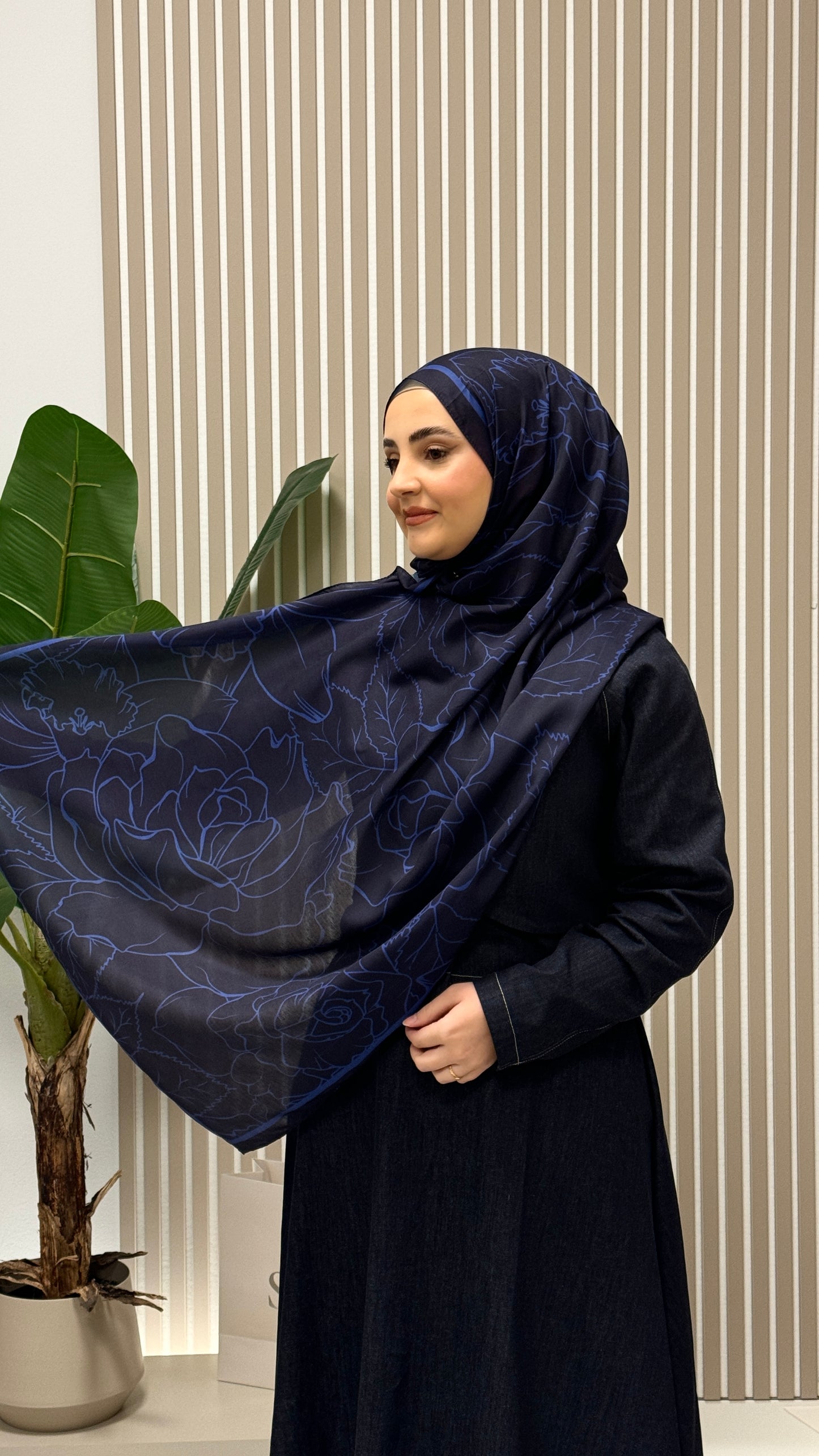 FLOWER Soft Vual Schal Marineblau