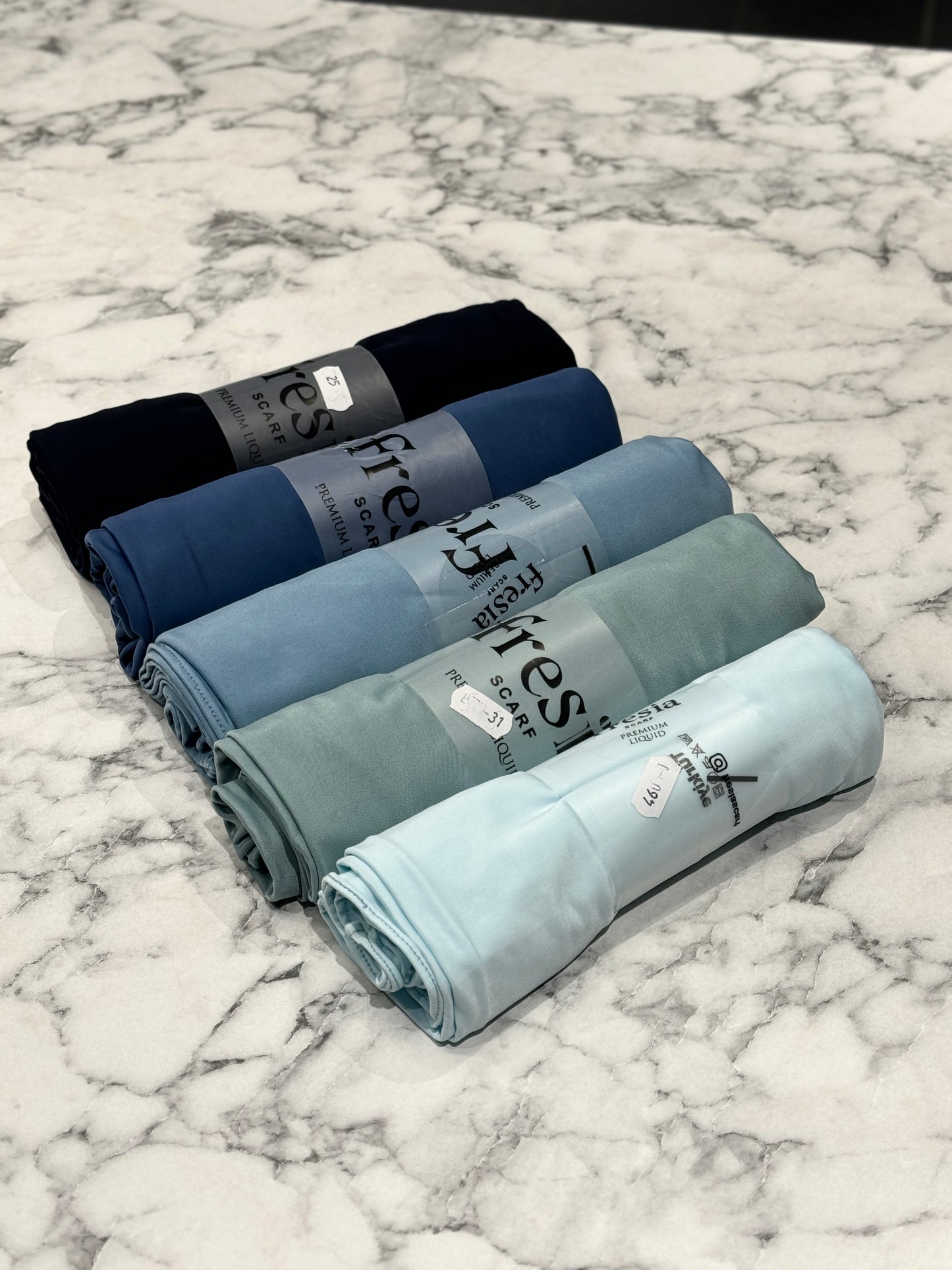 Liquid Jersey Set BESTSELLER Blautöne