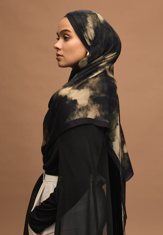 FreshScarfs Rami Hijab Batik Schwarz