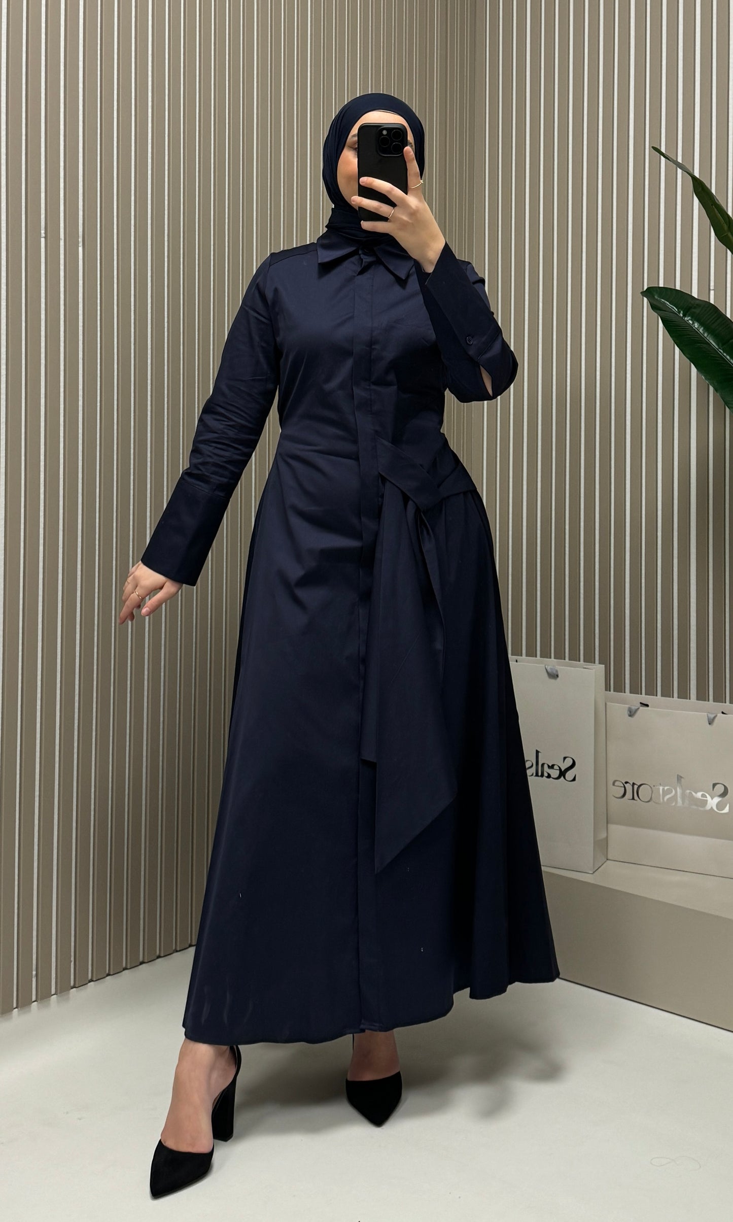 MOILA Coroline Kleid Marineblau