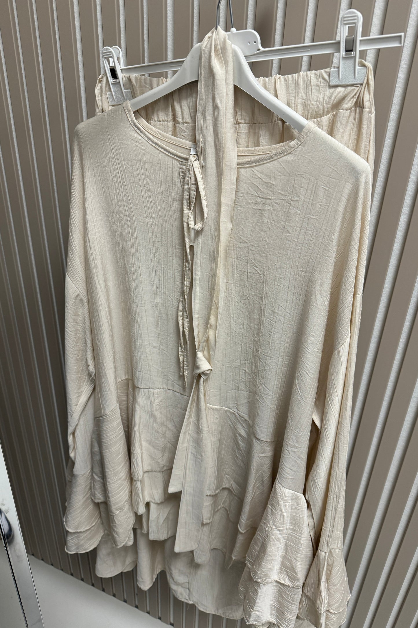 2-teiler Set mit Rock Beige