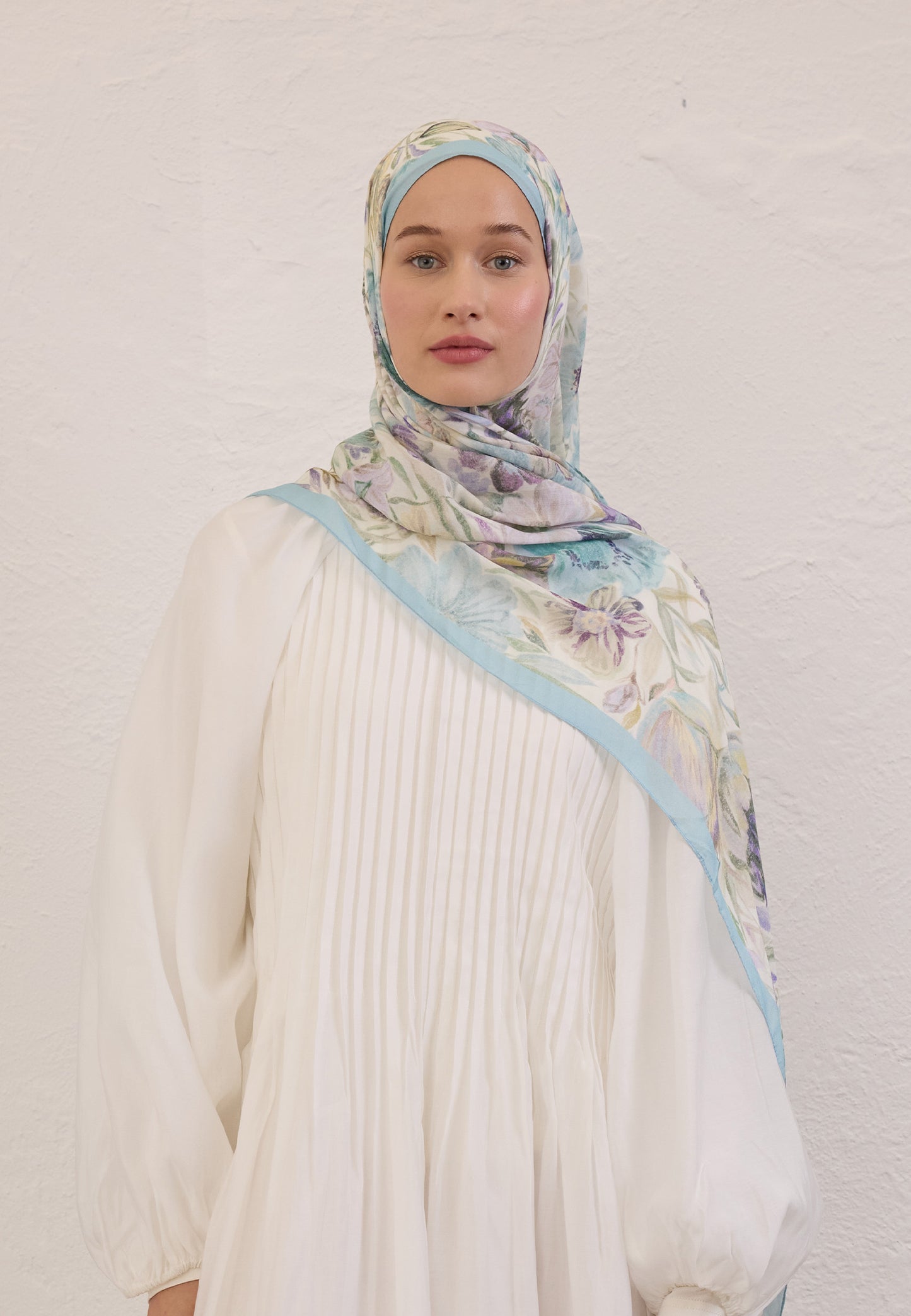 FreshScarfs Rami Hijab Vintage Garden Gök Mavi