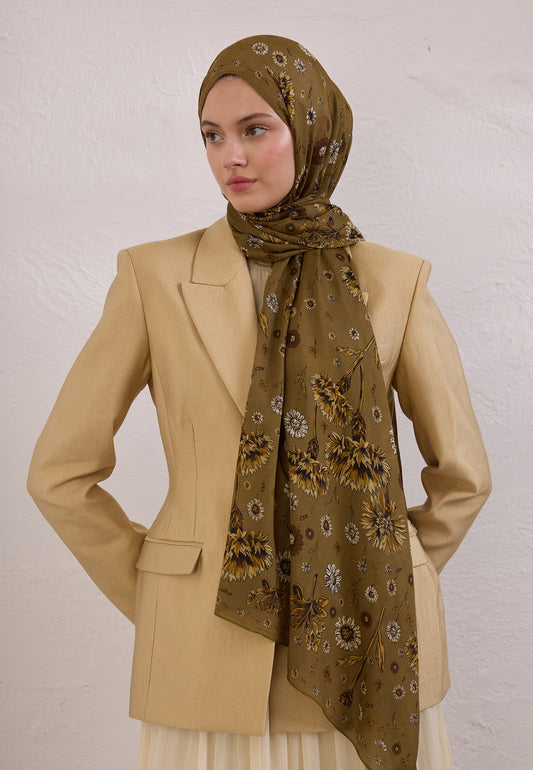 FreshScarfs Rami Hijab Blooming dahlia toprak