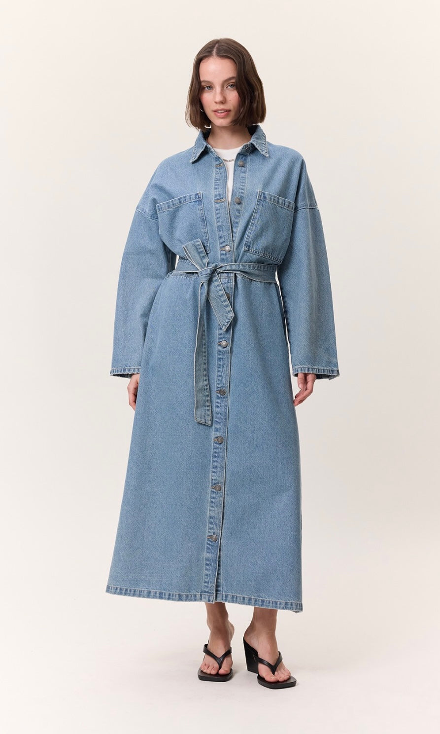 Manuka Denim Kleid mit Knöpfen 0001