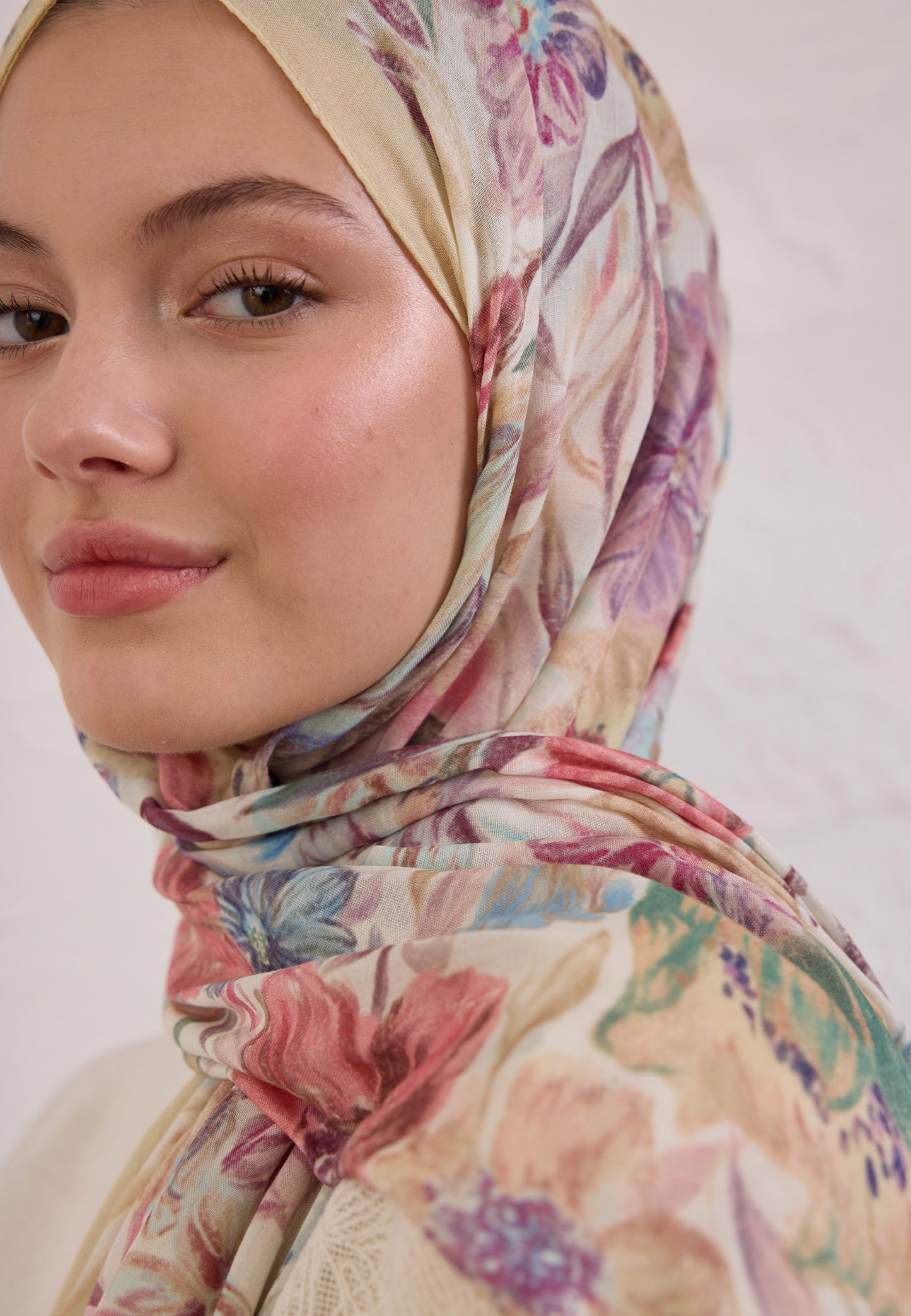 FreshScarfs Rami Hijab Vintage Garden Tereyagi