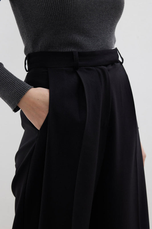 Manuka Dona Palazzo Hose