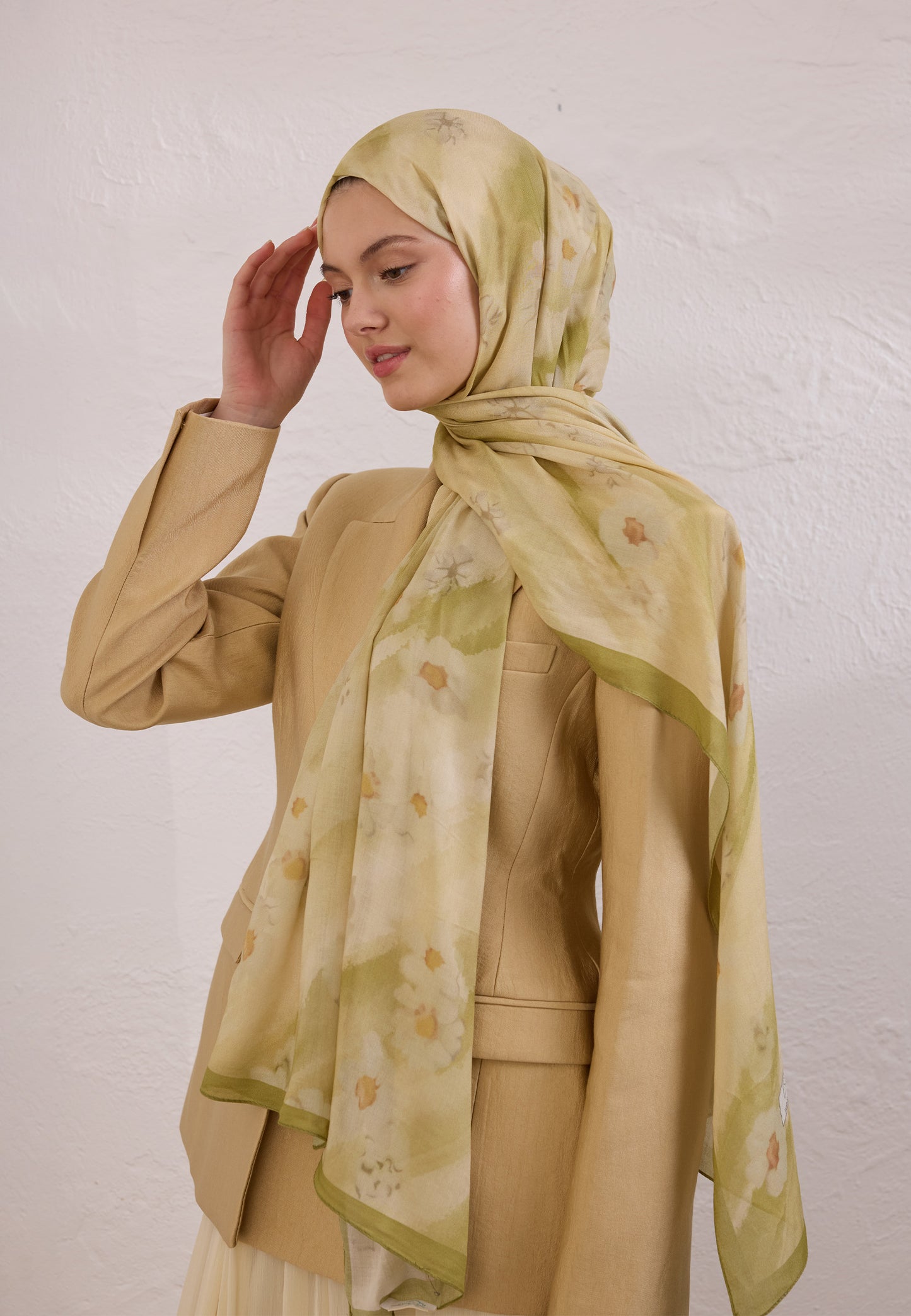 FreshScarfs Rami Hijab Soft Daisy Adacayi