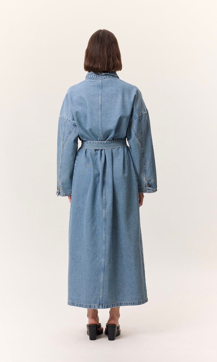 Manuka Denim Kleid mit Knöpfen 0001