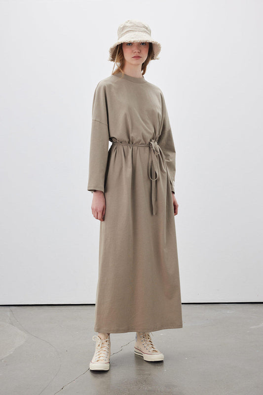 Manuka langes Basic Kleid Taupe