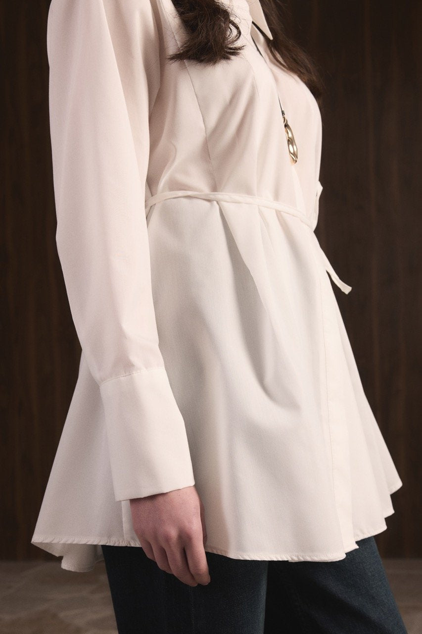 Ahel Hemd mit Gürtel Ekru 8260