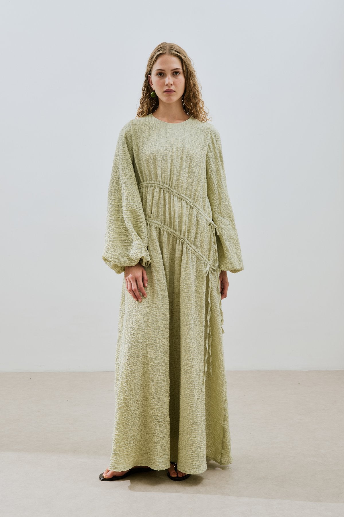 Manuka BÜZGÜ BAĞLAMALI DOKULU ELBİSE YEŞİL Kleid
