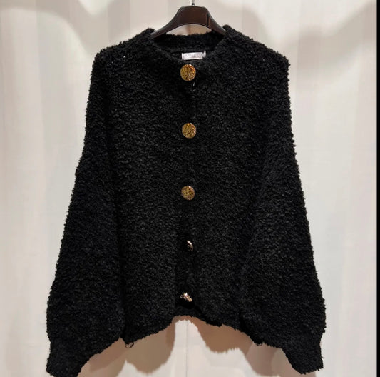 Teddy Strickjacke mit goldenen Knöpfen