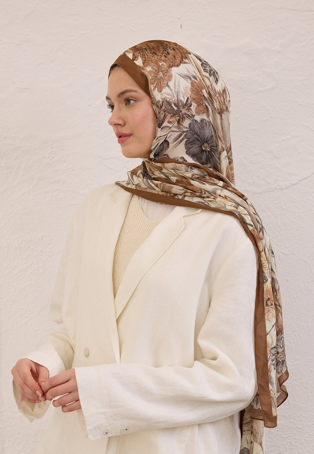 FreshScarfs Rami Hijab Vintage Garden Kahve
